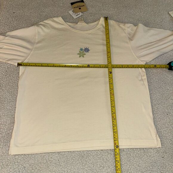 Woolrich Vintage Large Honey Lane Cream Snowflake Long Sleeve Womens Tee NWT - Picture 8 of 10